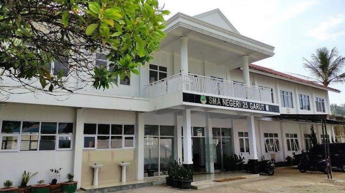 Gedung SMA Negeri 25 Garut